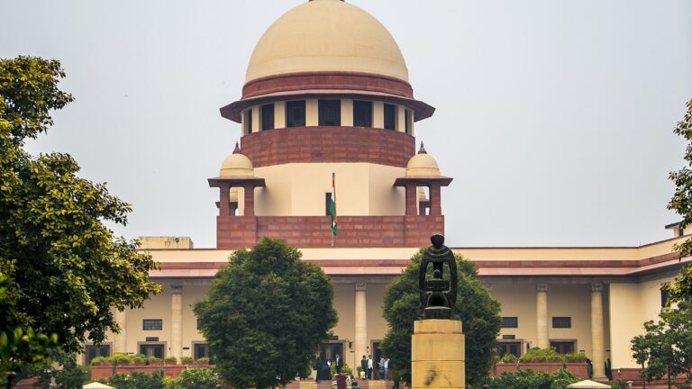 న్యూఢిల్లీలోని సుప్రీంకోర్టు భవనం